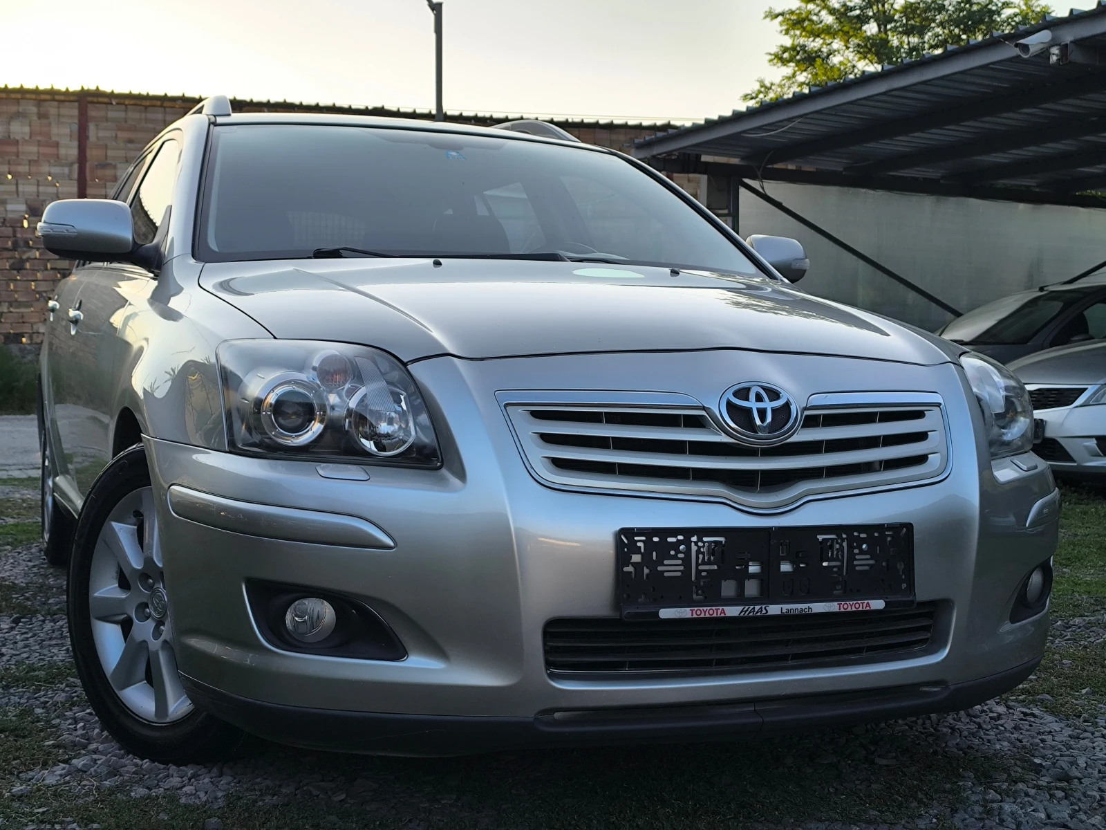 Toyota Avensis FACE LIFT-2.0D4D-126кс-6 скорости-КЛИМАТРОНИК-