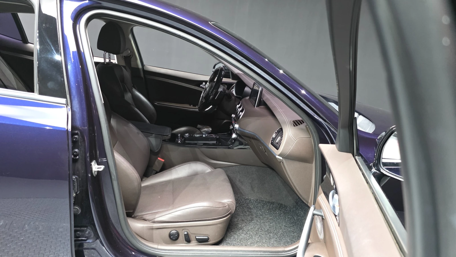 Kia Stinger AWD Masters, снимка 11 - Автомобили и джипове - 55735280