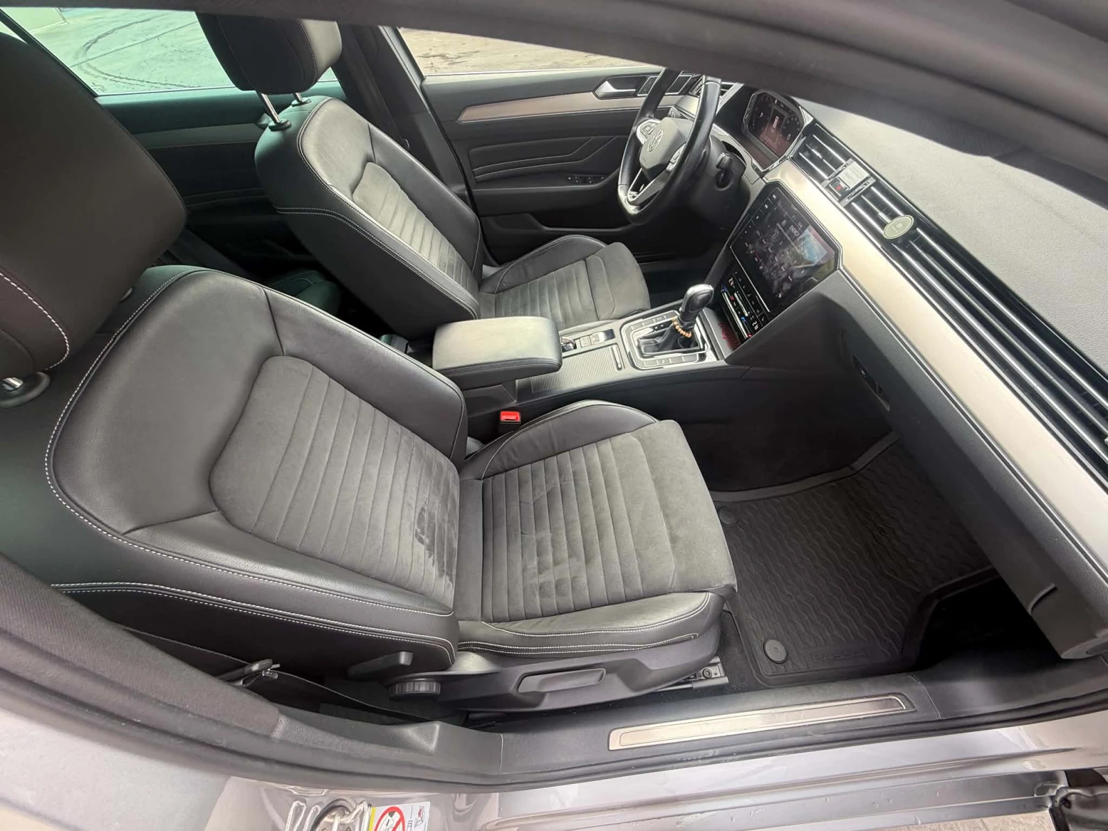 VW Passat B8.5 Facelift, снимка 7 - Автомобили и джипове - 56093932