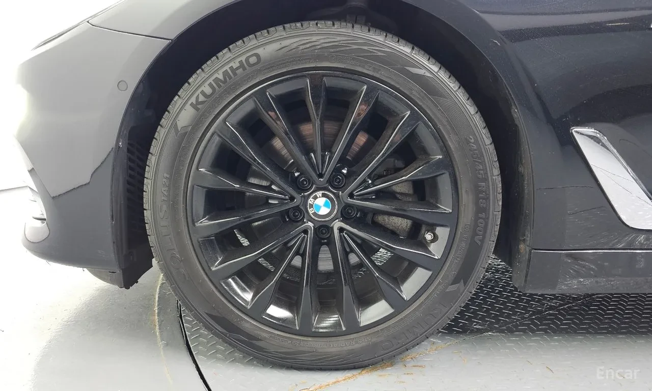 BMW 520 LUXURY SPECIAL EDITION* HEAD UP* , снимка 16 - Автомобили и джипове - 56374618