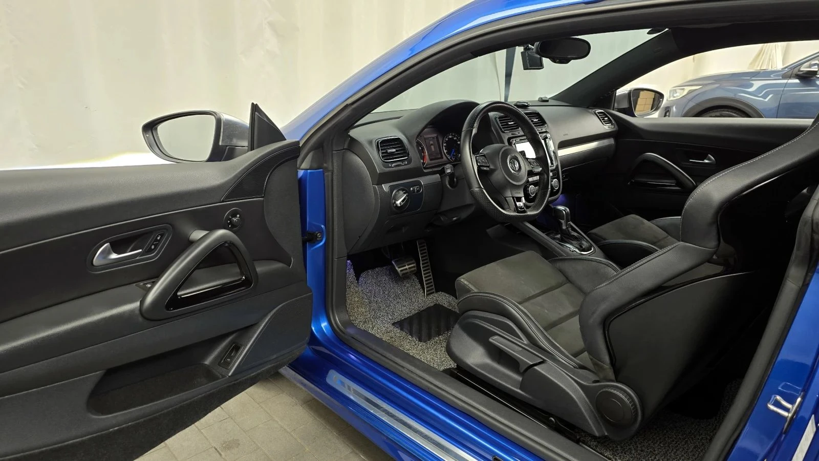 VW Scirocco, снимка 10 - Автомобили и джипове - 56689688