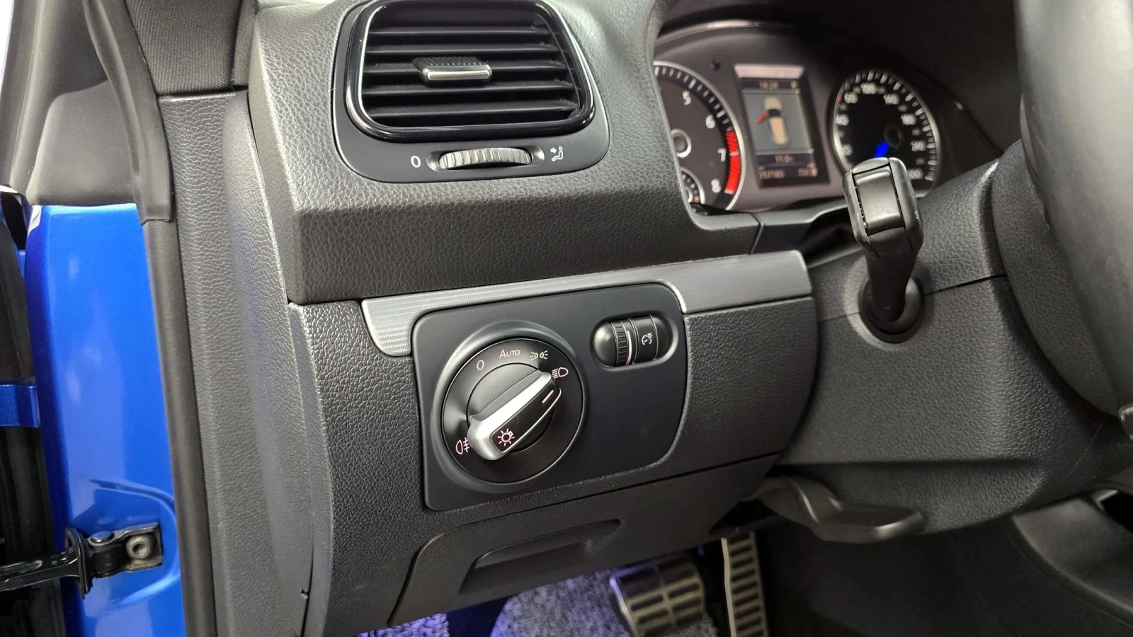 VW Scirocco, снимка 16 - Автомобили и джипове - 56689688