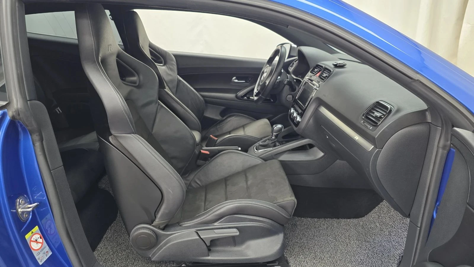 VW Scirocco, снимка 11 - Автомобили и джипове - 56689688