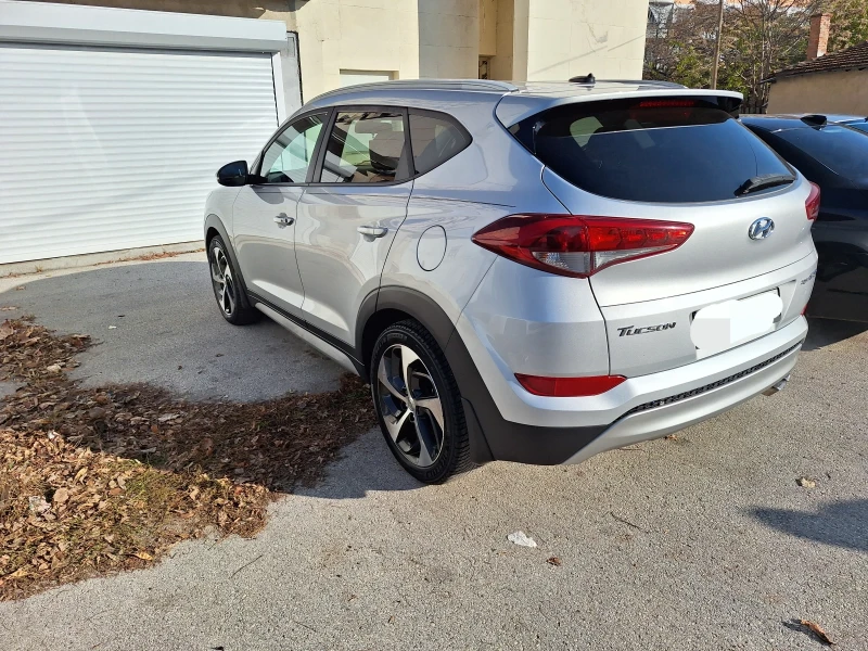 Hyundai Tucson 1.6 petrol, снимка 2 - Автомобили и джипове - 48085798