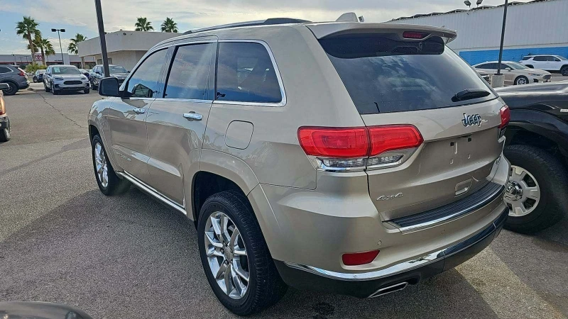 Jeep Grand cherokee, снимка 13 - Автомобили и джипове - 48725470