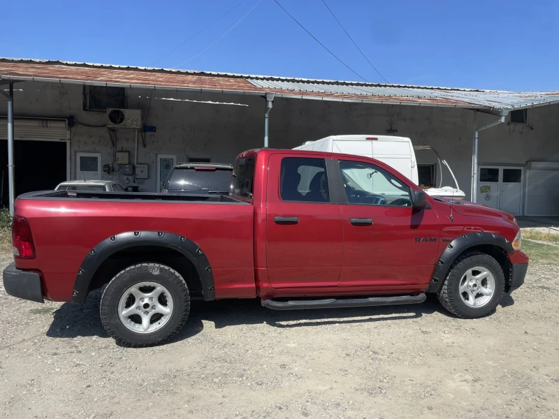 Dodge RAM 1500 5, 7 HEMI SLT, снимка 4 - Автомобили и джипове - 51552986