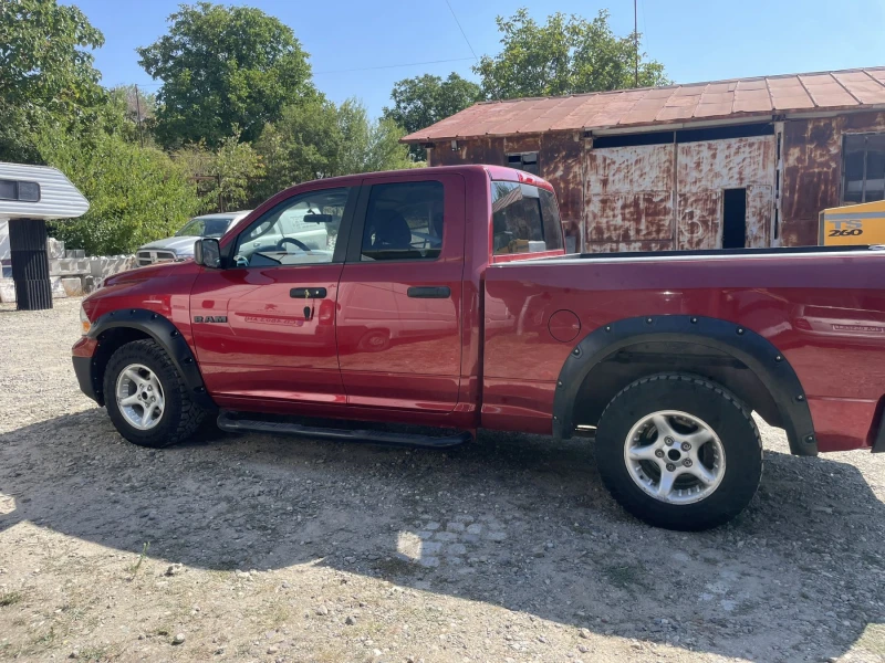 Dodge RAM 1500 5, 7 HEMI SLT, снимка 2 - Автомобили и джипове - 51552986