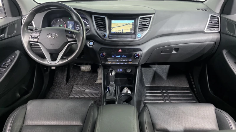 Hyundai Tucson 2.0 2WD MODERN autogeorge.com, снимка 6 - Автомобили и джипове - 51903258