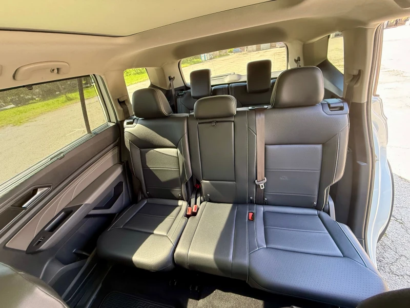 VW Atlas R-Line, 4Motion, IQ light, 7 местен, TOP, снимка 10 - Автомобили и джипове - 52348838