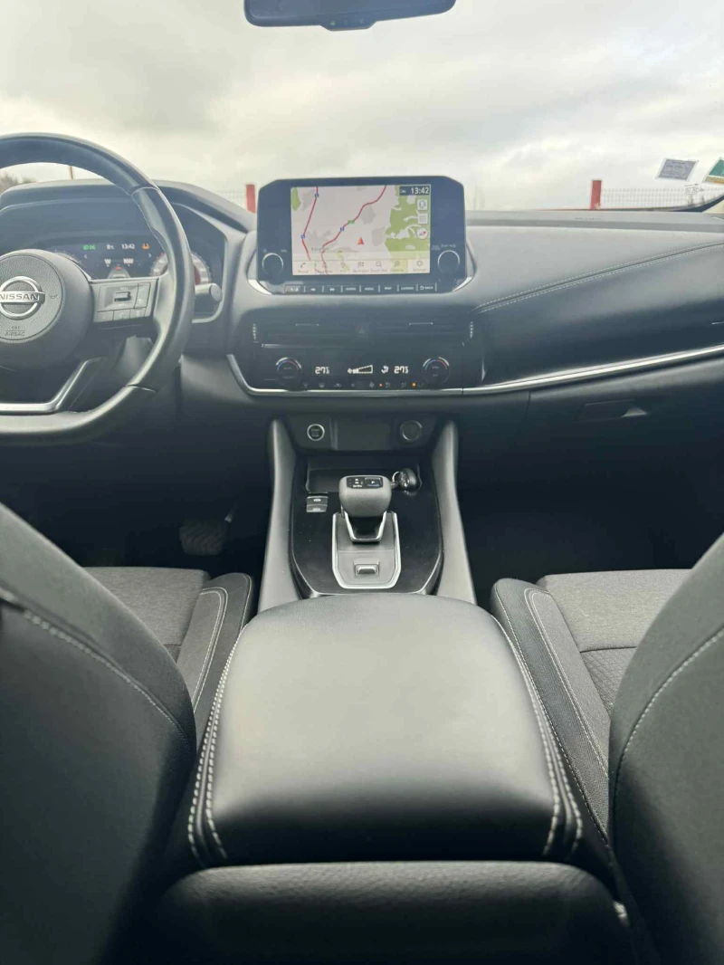 Nissan Qashqai 1.3 Hybrid 158, снимка 12 - Автомобили и джипове - 53434722