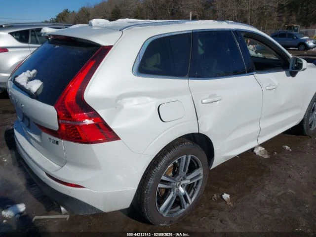 Volvo XC60 * T5* MOMENTUM* KEYLESS* КОЖА* ПОДГРЕВ* КАМЕРА* , снимка 6 - Автомобили и джипове - 53892880
