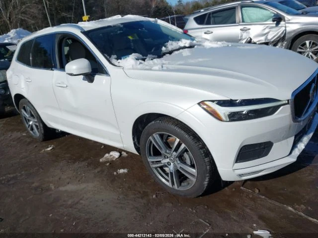 Volvo XC60 * T5* MOMENTUM* KEYLESS* КОЖА* ПОДГРЕВ* КАМЕРА* 