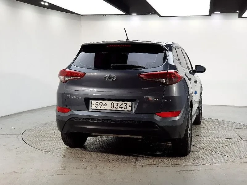 Hyundai Tucson 1.7D 2WD STYLE, снимка 3 - Автомобили и джипове - 56160909