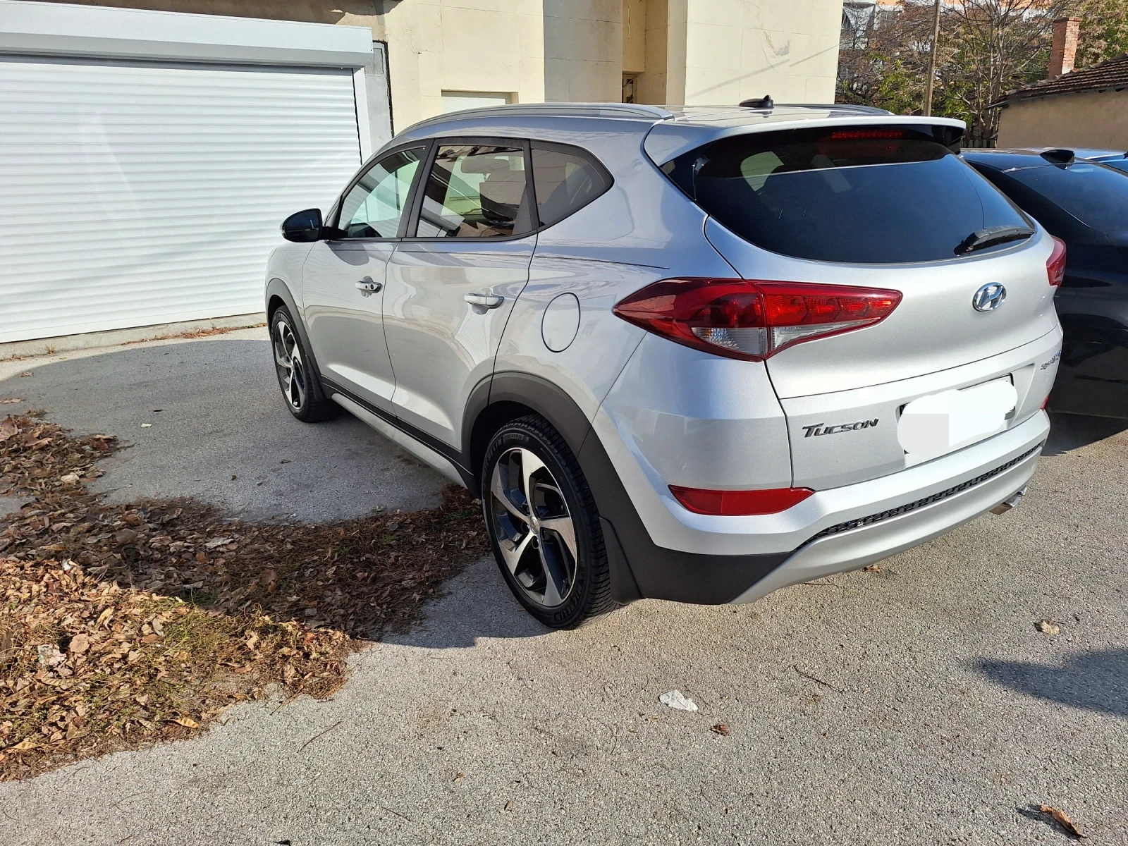 Hyundai Tucson 1.6 petrol - изображение 2