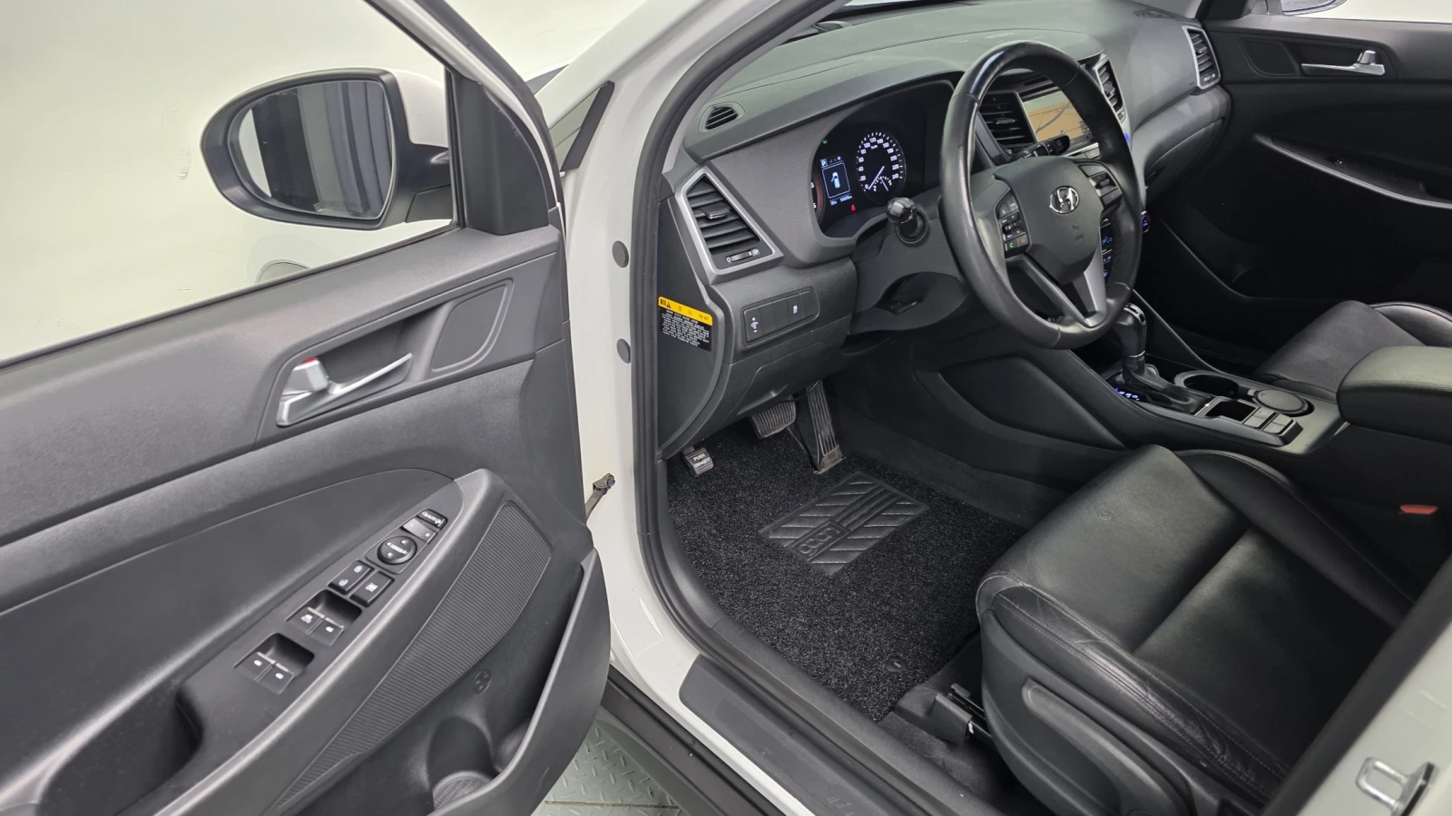 Hyundai Tucson 2.0 2WD MODERN | Mobile.bg   10