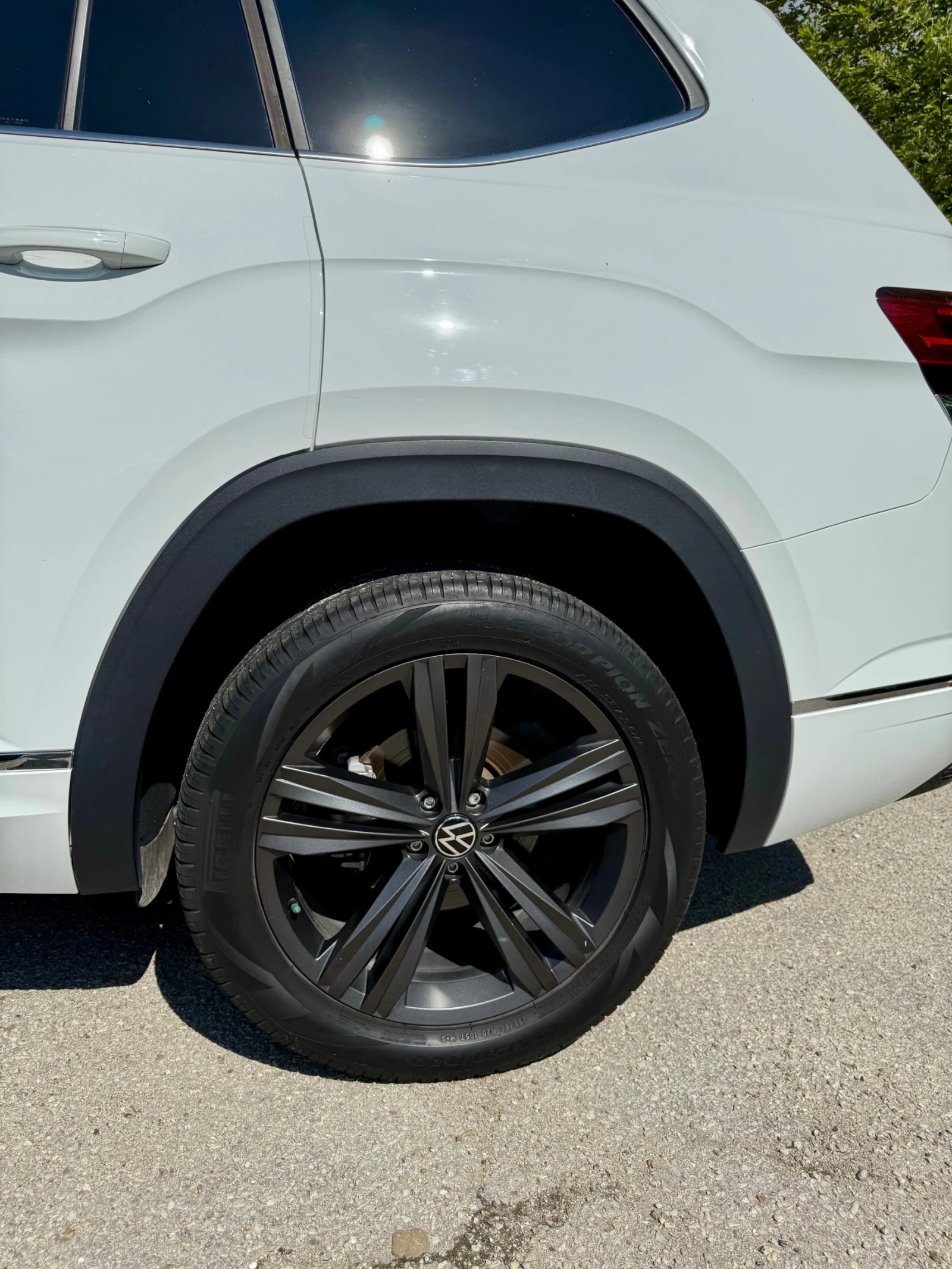 VW Atlas R-Line, 4Motion, IQ light, 7 , TOP | Mobile.bg   5