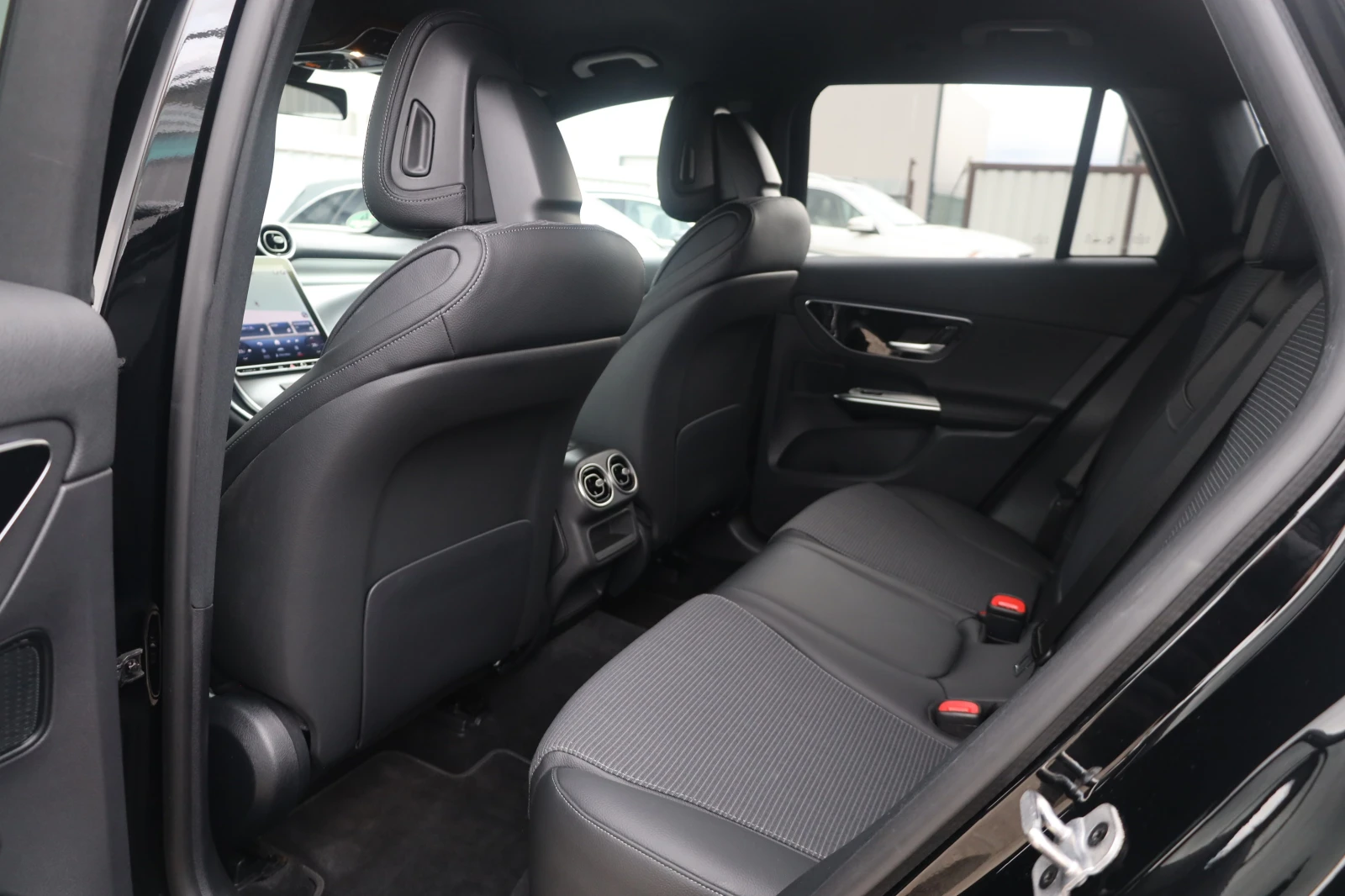 Mercedes-Benz GLC 220 d 4M Avantgarde #Distronic #LED #AHK #360 #iCarbg | Mobile.bg � ����������� 10