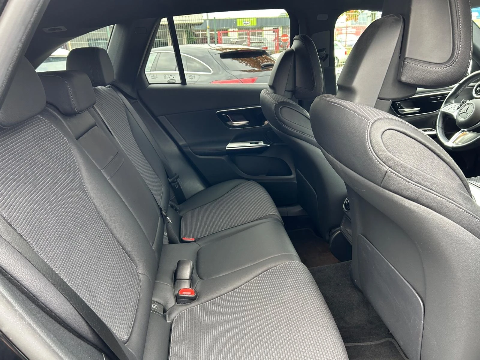 Mercedes-Benz GLC 220 d 4M Avantgarde #Distronic #LED #AHK #360 #iCarbg - изображение 10