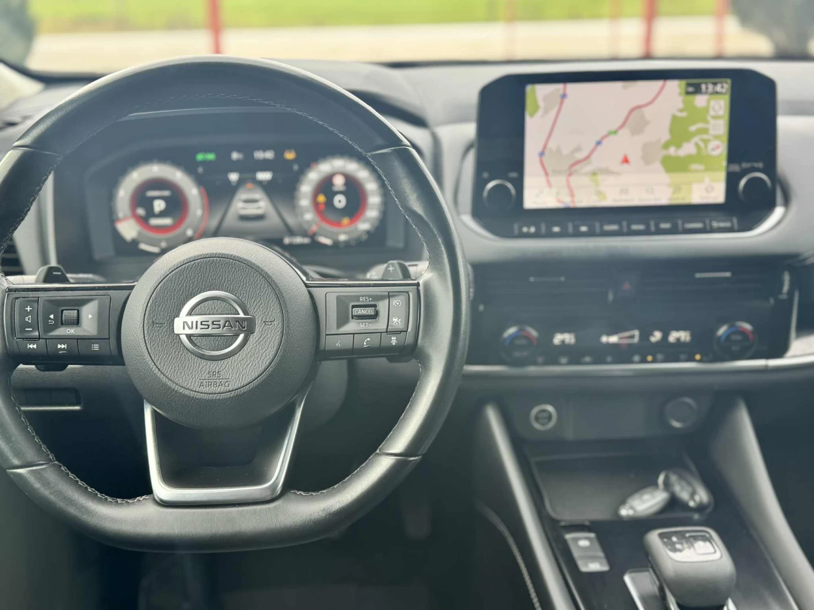 Nissan Qashqai 1.3 Hybrid 158 - изображение 10