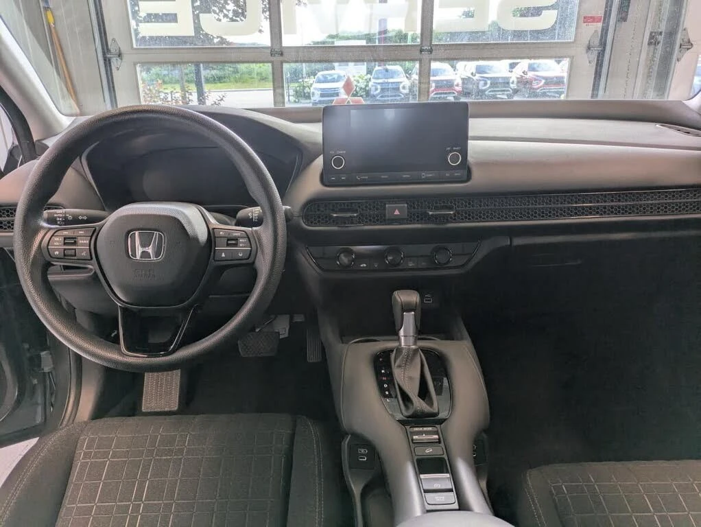 Honda Hr-v LX* FWD* АвтоКредит* (ЦЕНА ДО БГ), снимка 11 - Автомобили и джипове - 54139007