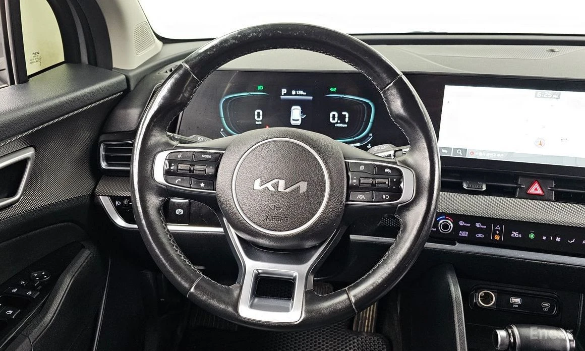 Kia Sportage, снимка 13 - Автомобили и джипове - 54602168