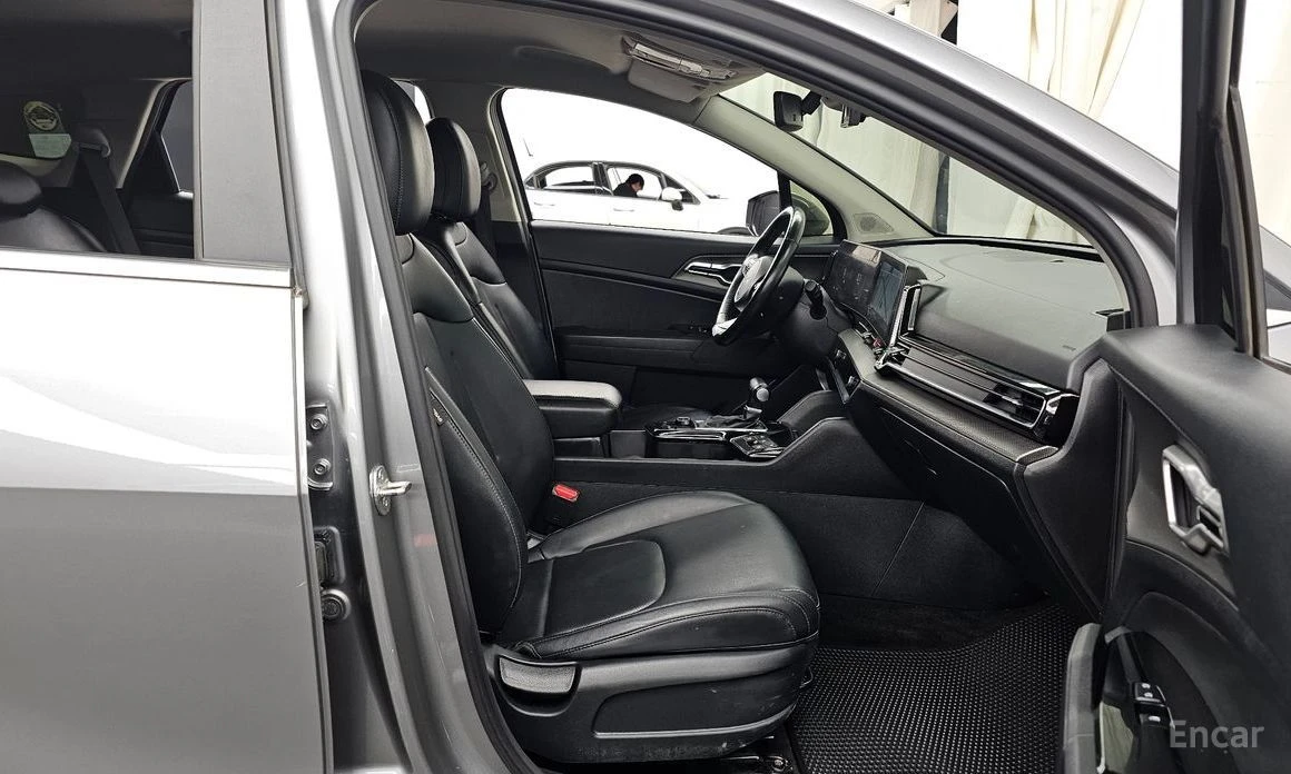 Kia Sportage, снимка 11 - Автомобили и джипове - 54602168
