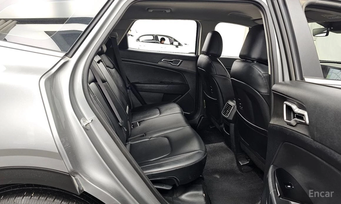 Kia Sportage, снимка 12 - Автомобили и джипове - 54602168