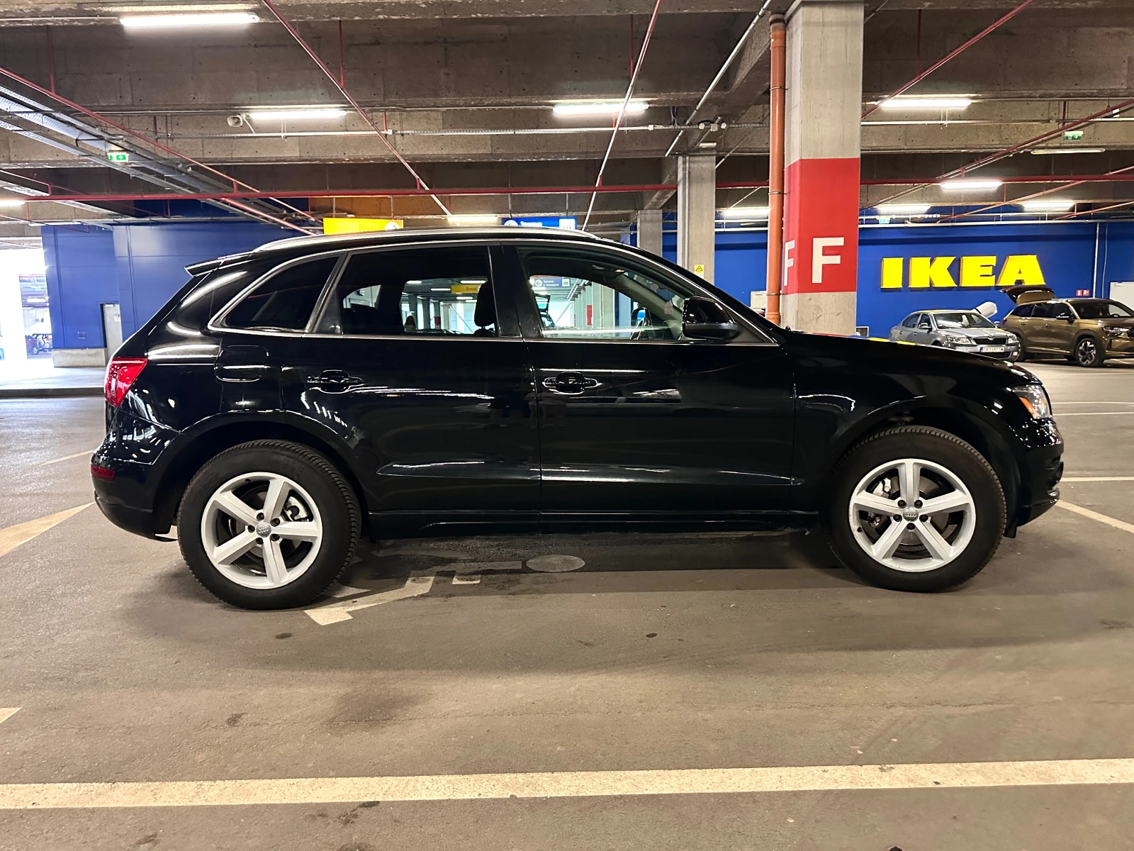 Audi Q5 Quattro, снимка 3 - Автомобили и джипове - 55291147