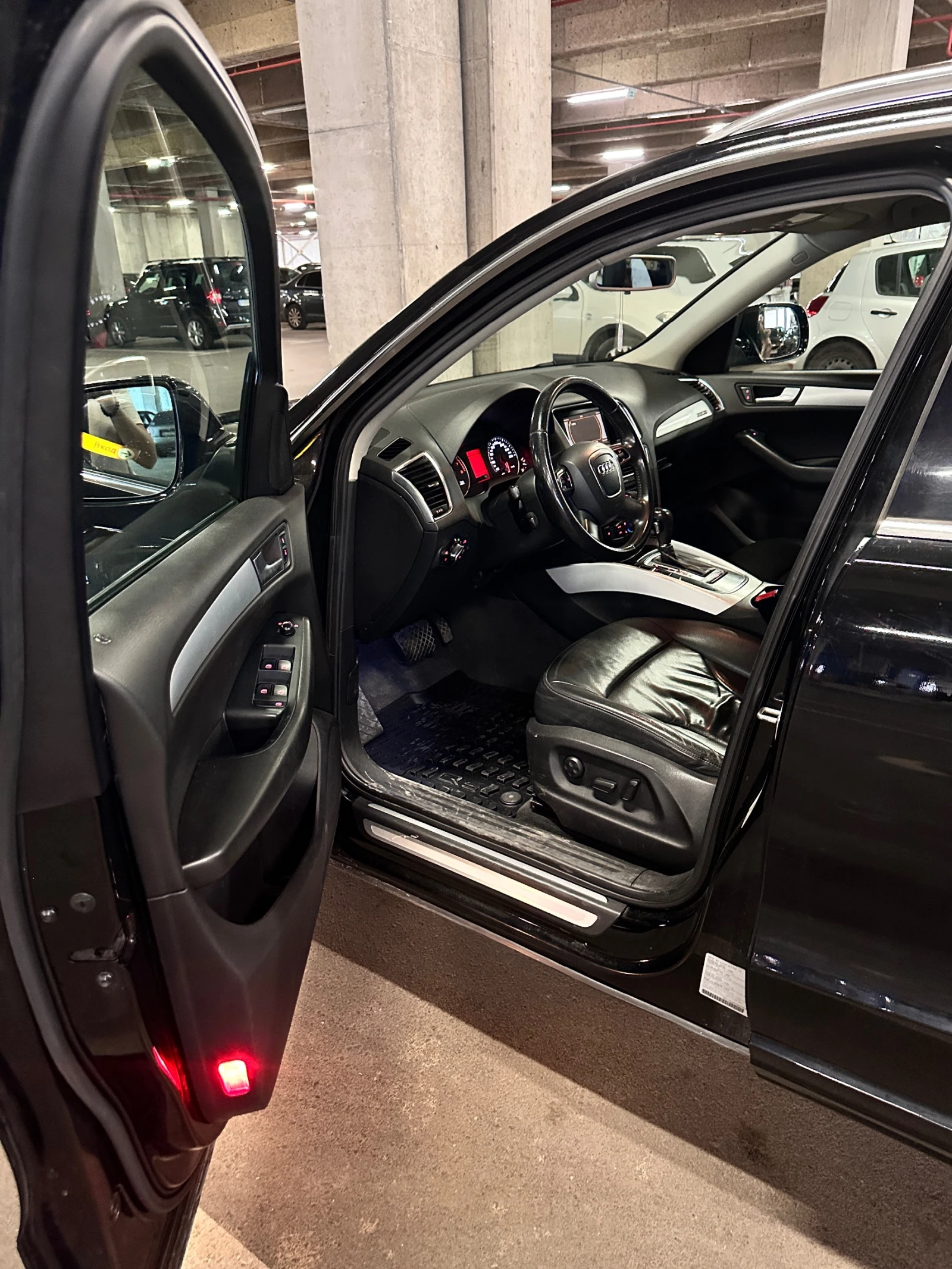Audi Q5 Quattro, снимка 9 - Автомобили и джипове - 55291147