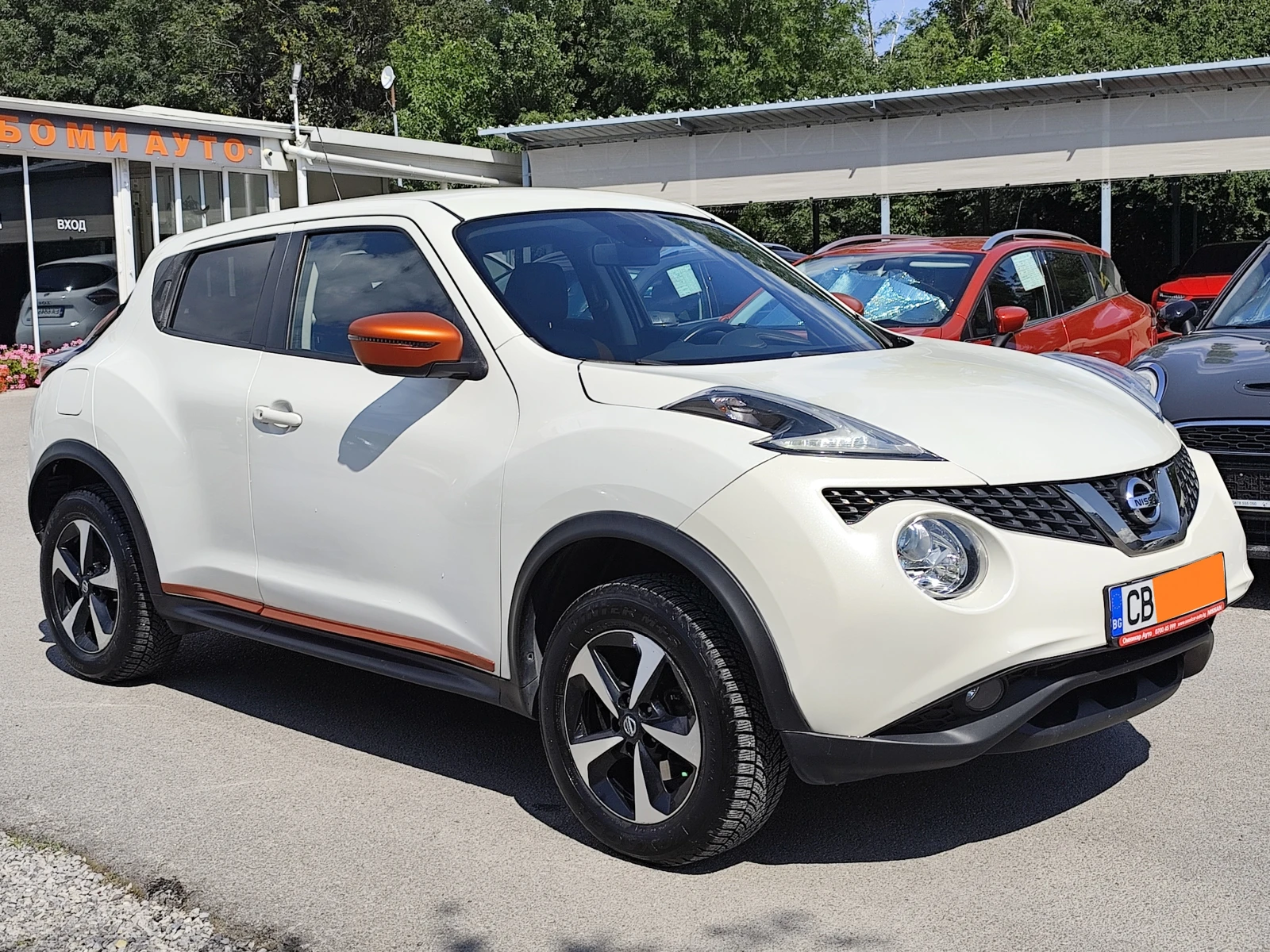 Nissan Juke 1.6i* EURO6D* LED* NAVI* CAMERA* , снимка 2 - Автомобили и джипове - 55332971