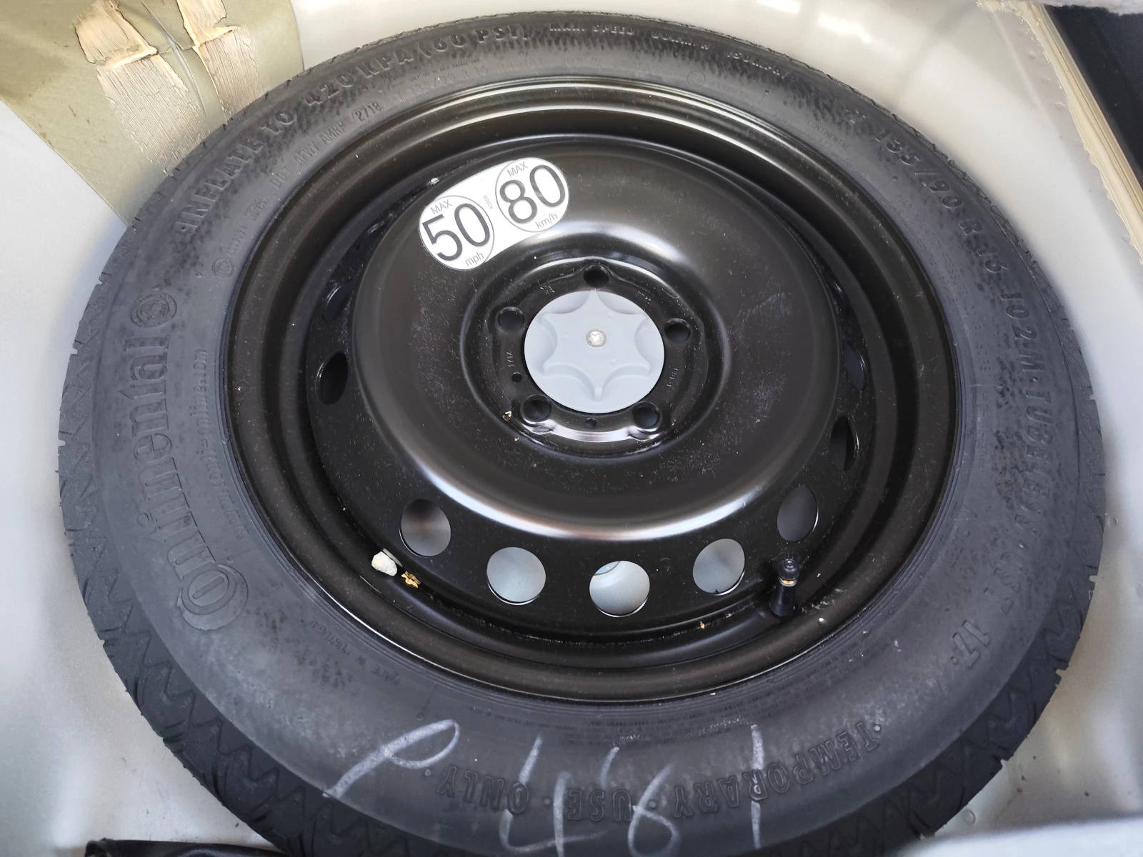 Nissan Juke 1.6i* EURO6D* LED* NAVI* CAMERA* , снимка 12 - Автомобили и джипове - 55332971