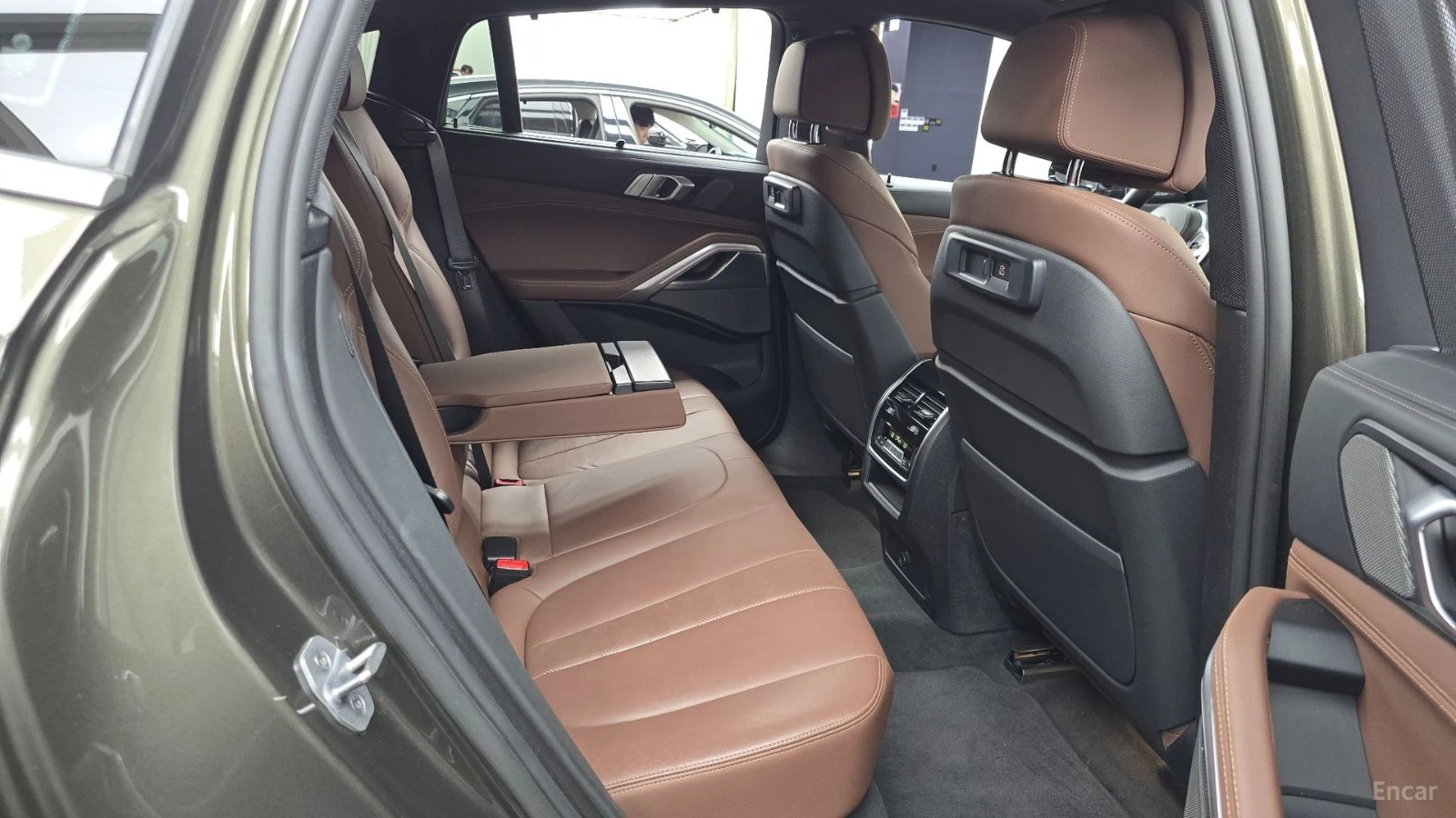 BMW X6 40i* M* ВЪЗДУХ* ОБДУХВАНЕ* 360 КАМЕРА* HEADUP, снимка 11 - Автомобили и джипове - 55615453