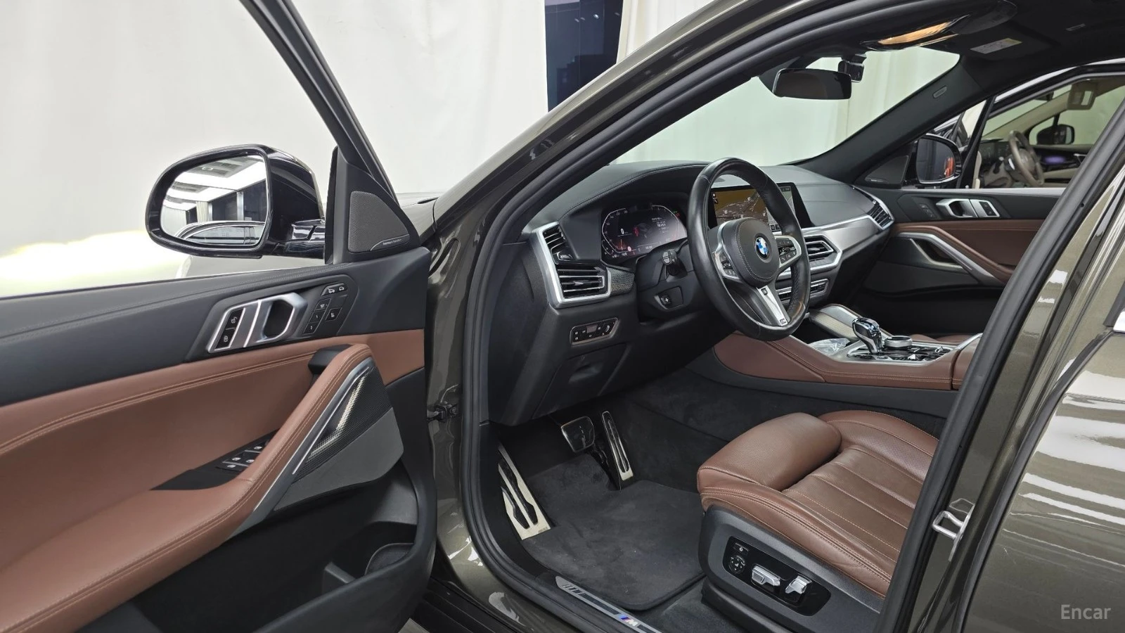 BMW X6 40i* M* ВЪЗДУХ* ОБДУХВАНЕ* 360 КАМЕРА* HEADUP, снимка 10 - Автомобили и джипове - 55615453