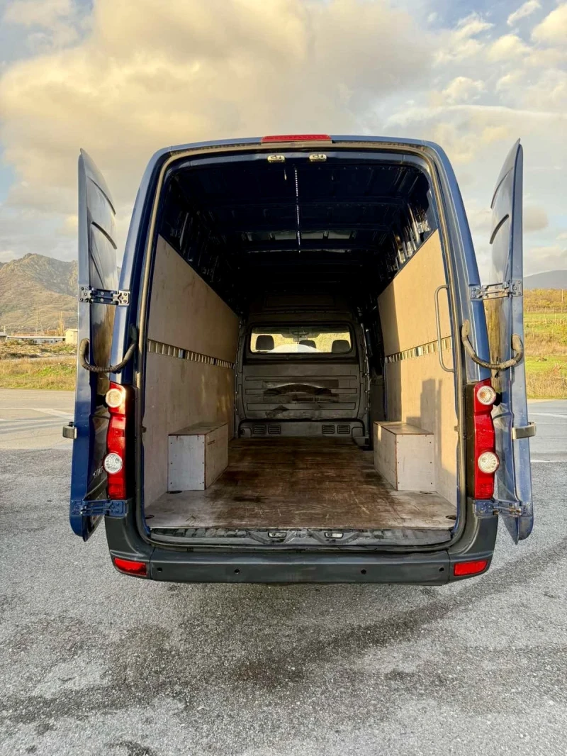 VW Crafter 2.5, снимка 10 - Бусове и автобуси - 52542937