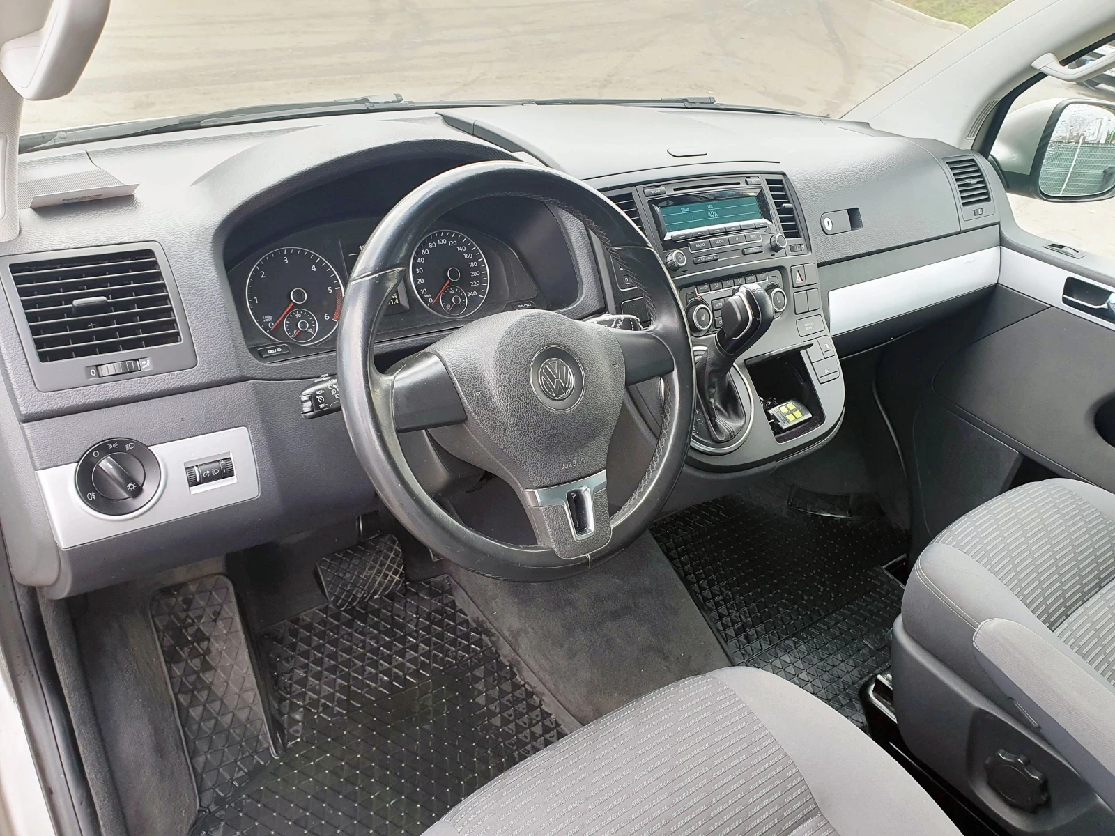VW T5 MULTIVAN - изображение 6