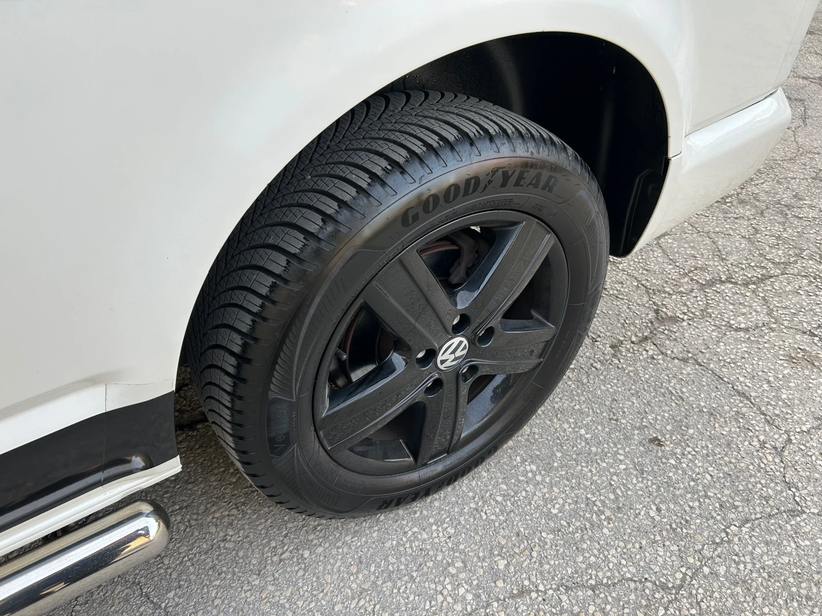 VW Transporter T6 2.0TDI КЛИМАТИК  - изображение 8