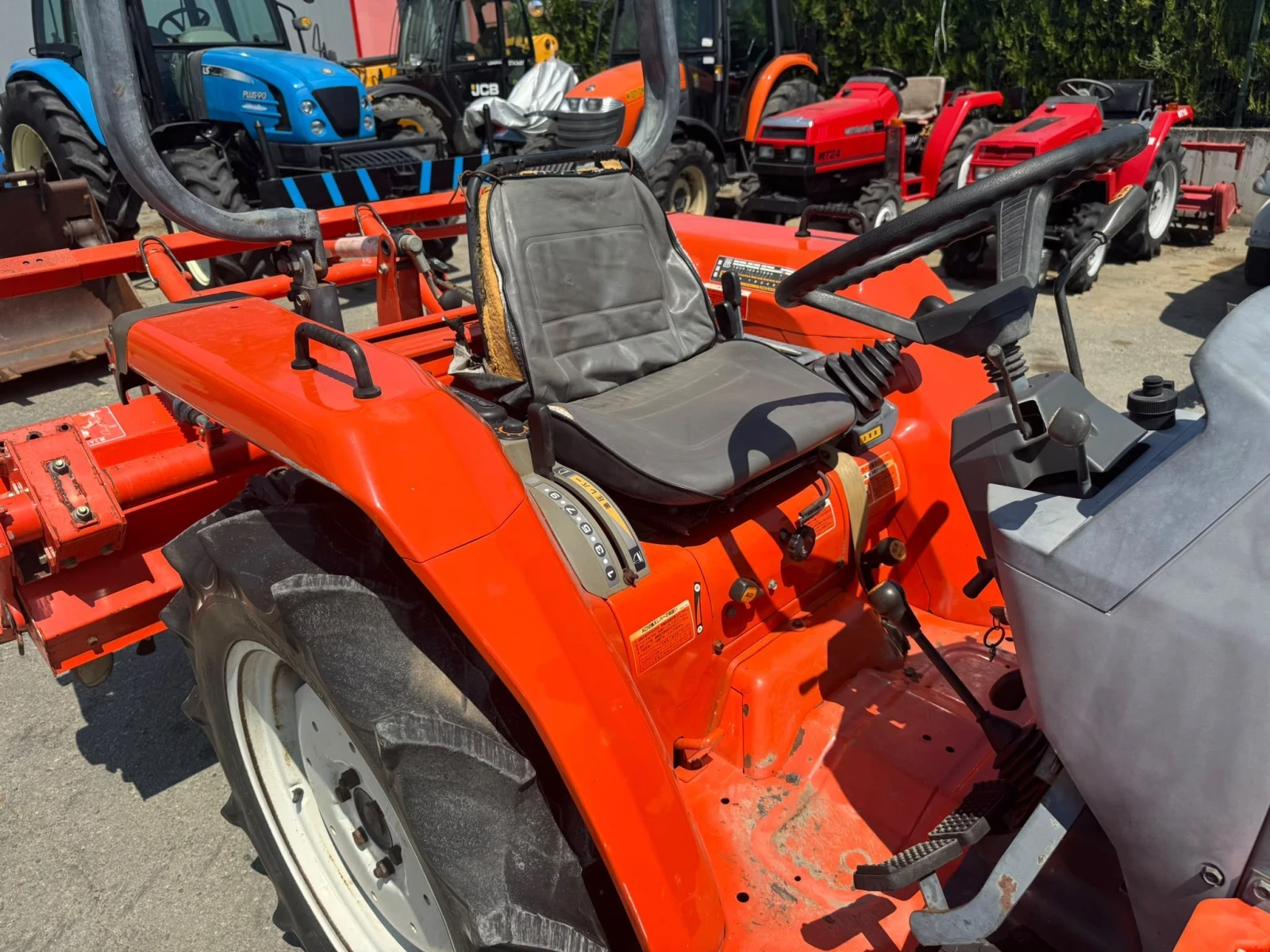 Трактор Kubota GL 24, снимка 11 - Селскостопанска техника - 55589919
