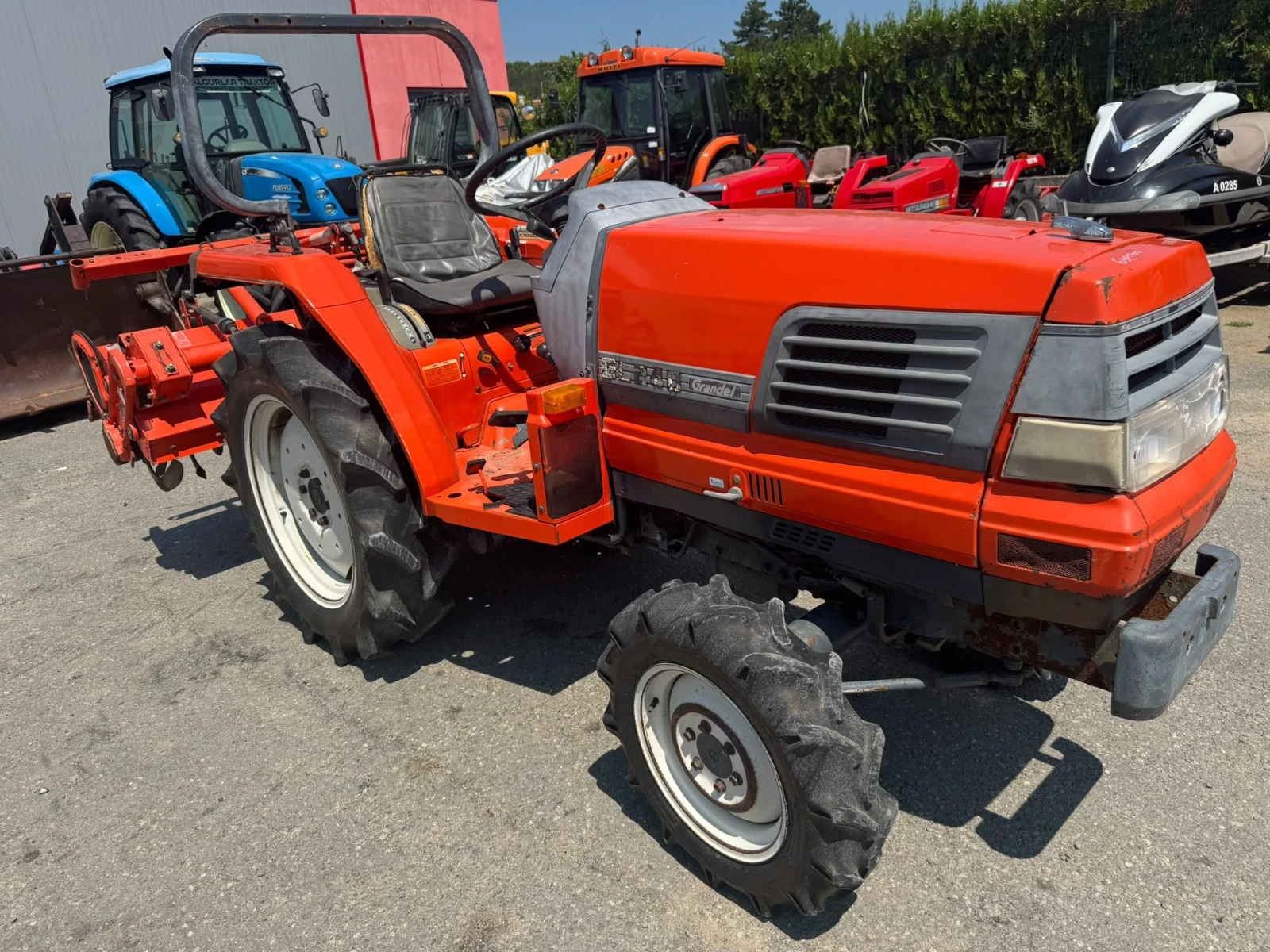 Трактор Kubota GL 24