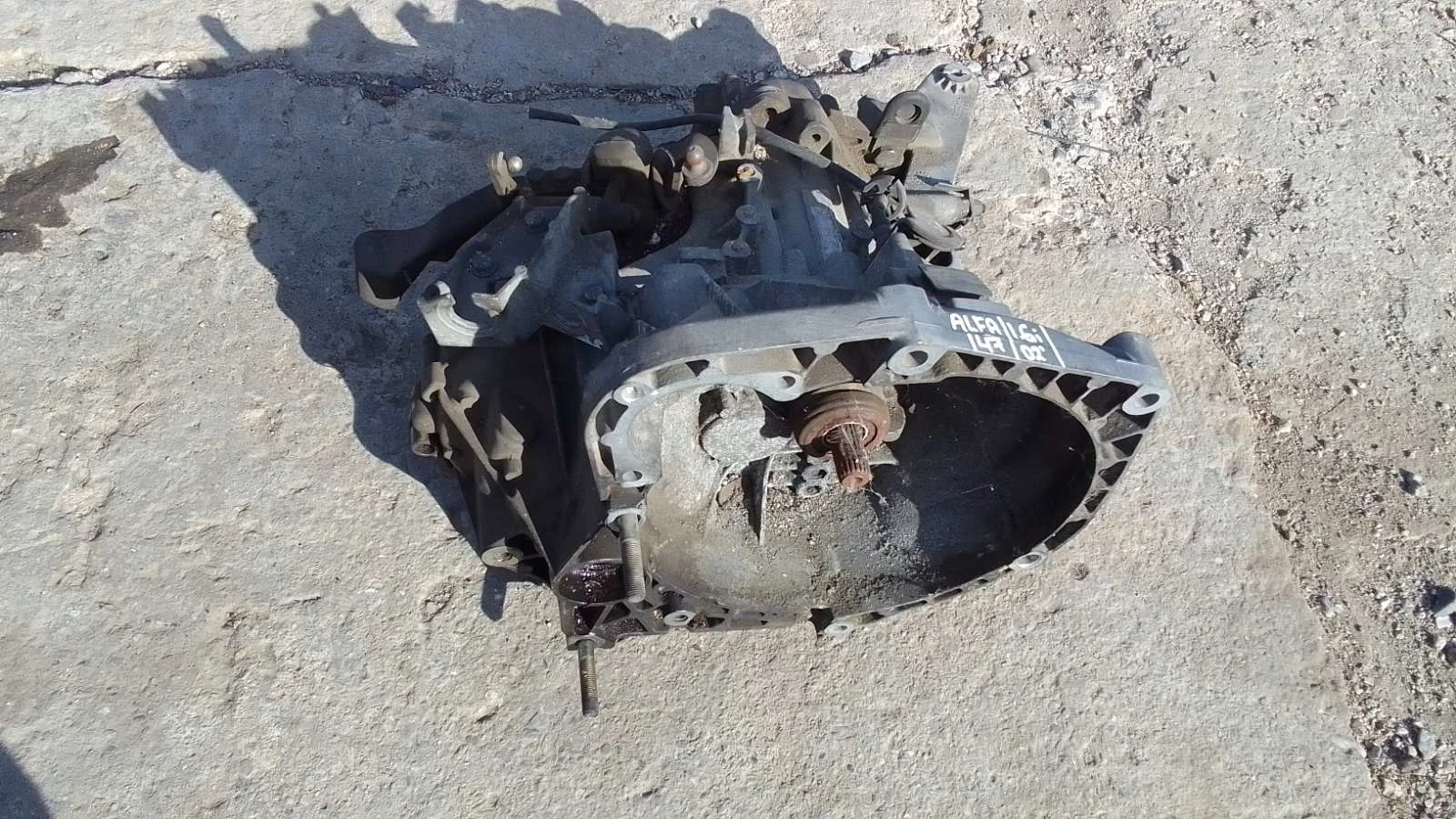 �������� Alfa Romeo 147 1.6i 2002�. | Mobile.bg � ����������� 1