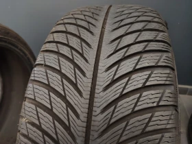 Гуми Зимни 225/45R18, снимка 3 - Гуми и джанти - 46908415