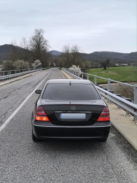 Mercedes-Benz E 320, снимка 2