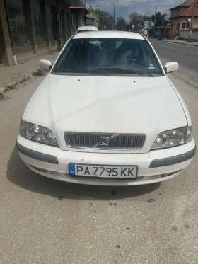 Volvo V40, снимка 1