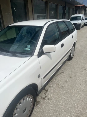 Volvo V40, снимка 2