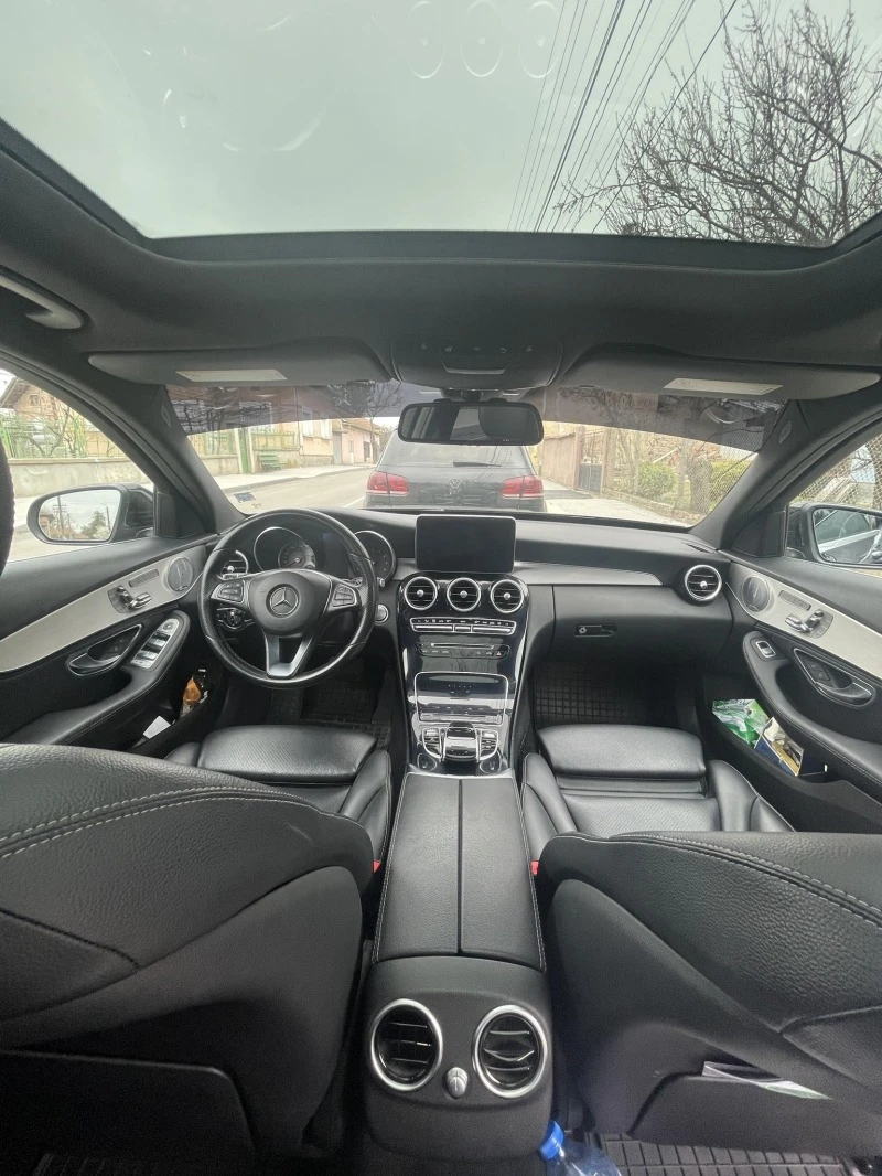 Mercedes-Benz C 400 Burmester* Panorama* KEYLESS-GO* Самопаркиране, снимка 9 - Автомобили и джипове - 47254431