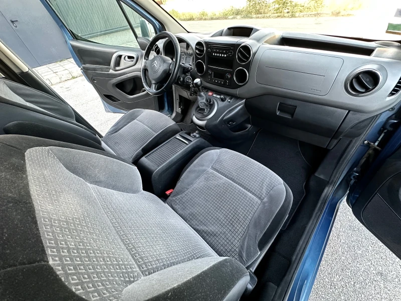 Citroen Berlingo 1.6 HDi 90к.с EURO 5 / CLIMATRONIC, снимка 11 - Автомобили и джипове - 47514759