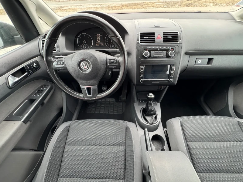 VW Touran 2.0 TDI DESING EDITION / 6+ 1 / NAVI / PARKTRONIC , снимка 10 - Автомобили и джипове - 49262036