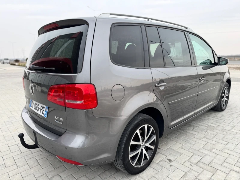 VW Touran 2.0 TDI DESING EDITION / 6+ 1 / NAVI / PARKTRONIC , снимка 8 - Автомобили и джипове - 49262036