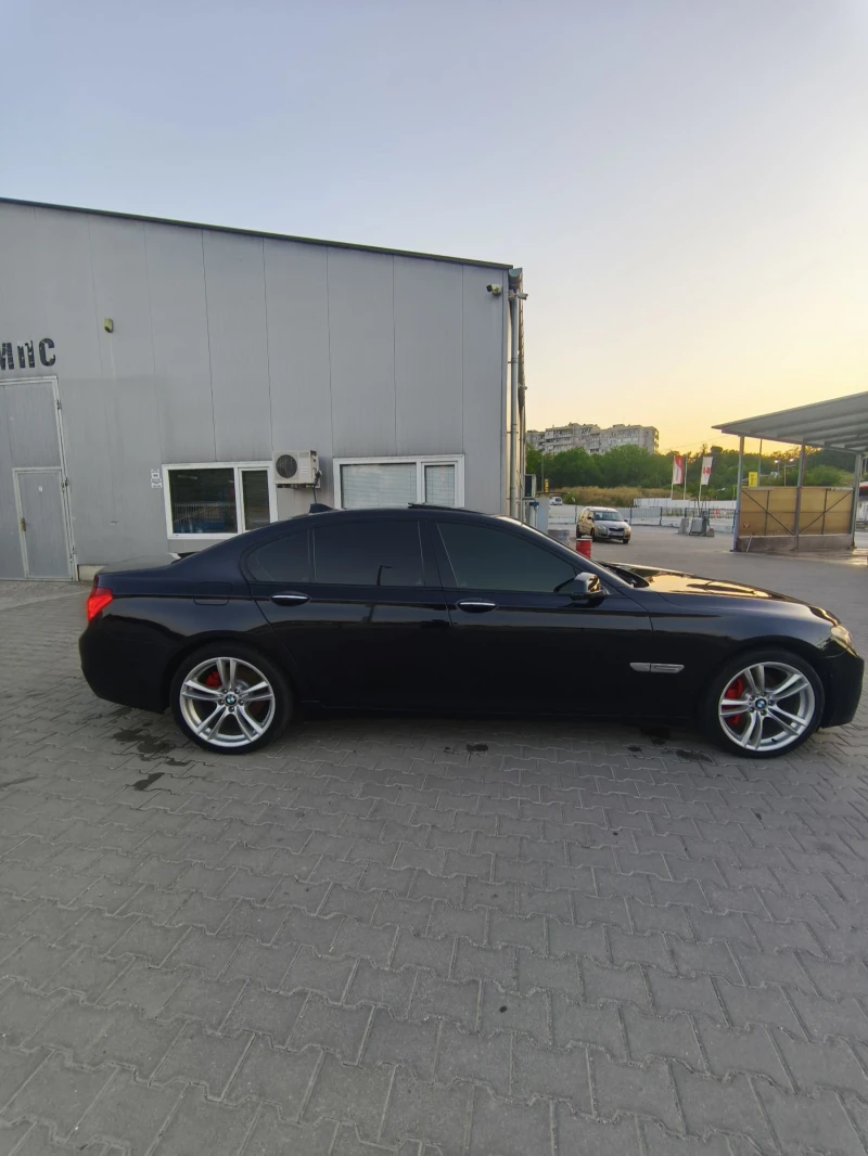 BMW 740 М пакет Обслужена , снимка 7 - Автомобили и джипове - 51385206