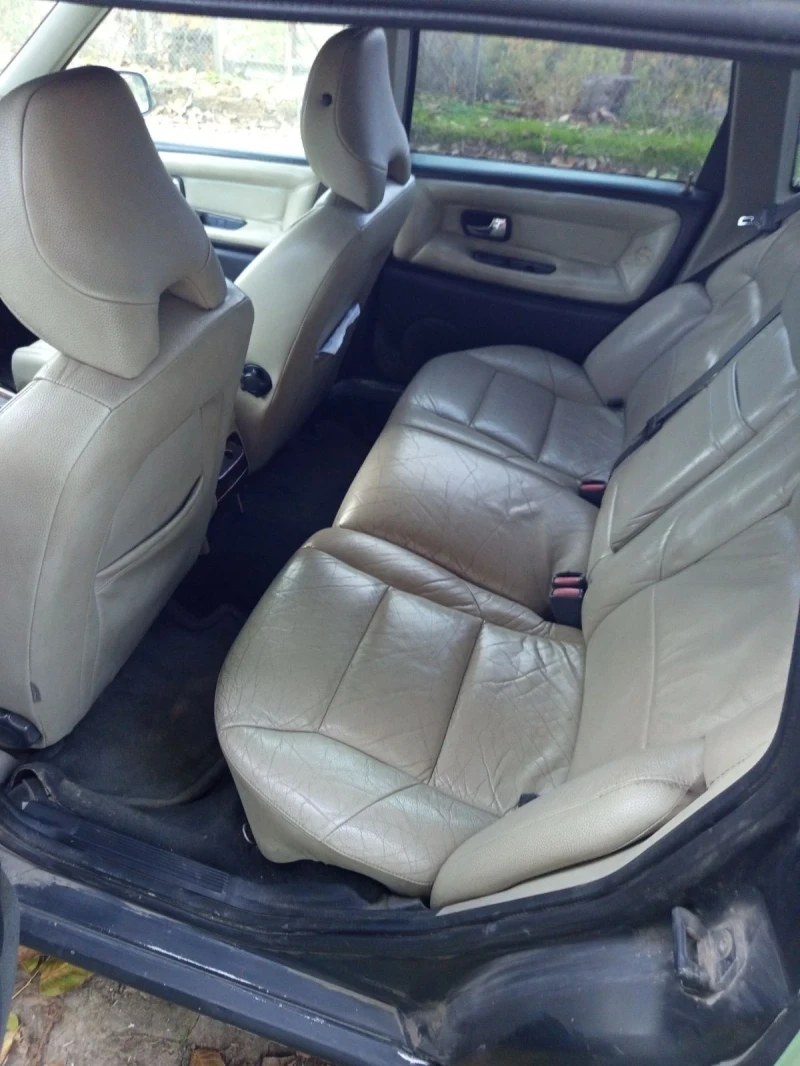 Volvo V70 2.5D, снимка 9 - Автомобили и джипове - 52282689