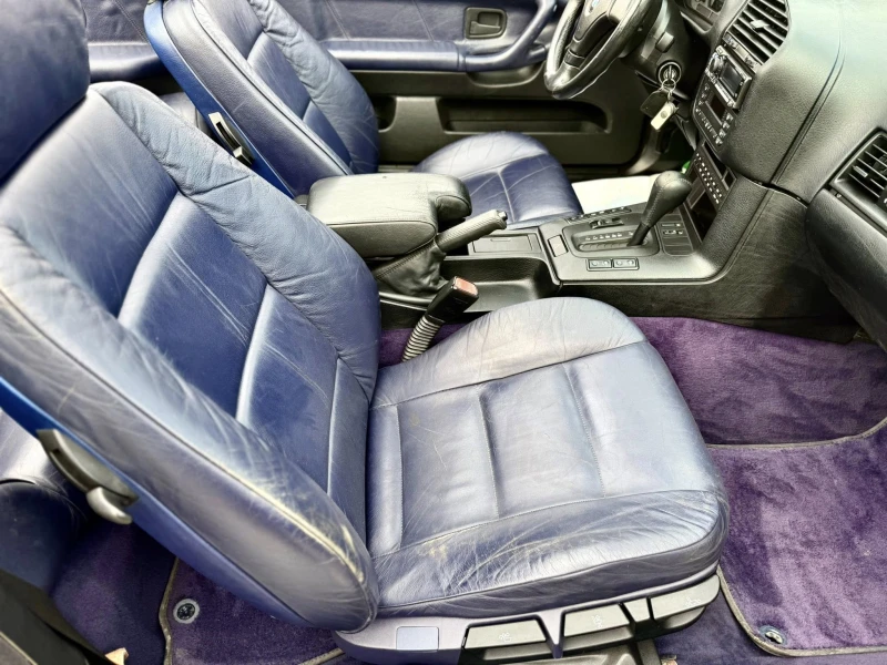 BMW 323 2.5 HARDTOP АВТОМАТИК, снимка 13 - Автомобили и джипове - 52650317